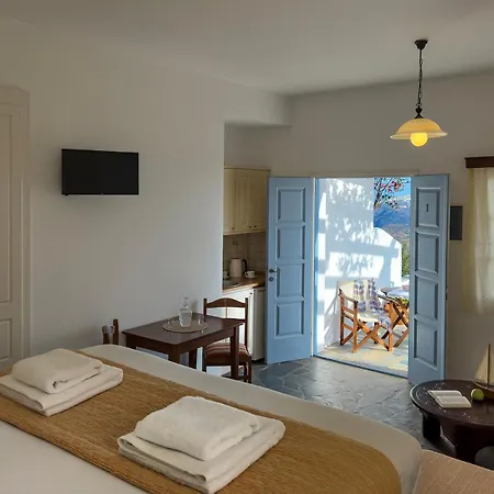 Anatoli Apartman Áno Meriá